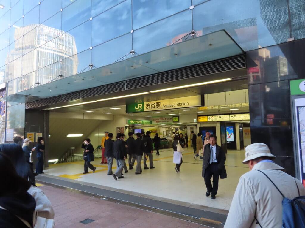 【渋谷駅乗り換え案内】井の頭線から山手線への乗り換え方法。 | 東京駅及び首都圏主要駅からのおすすめスポットへのアクセス方法 【渋谷駅乗り換え案内】井の頭線から山手線への乗り換え方法。 | 東京駅及び首都圏主要駅からのおすすめスポットへのアクセス方法